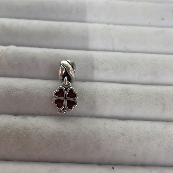 Pandora Fuchsia Four Leaf Clover Charm - Picture 5 of 5